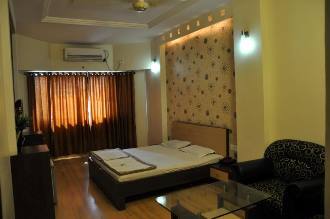 Radhika Palace Lodging, Parbhani 1
